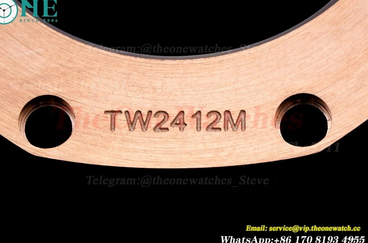 Gold 42mm Blue Oak Royal Offshore APF A7750 RG RG 0303